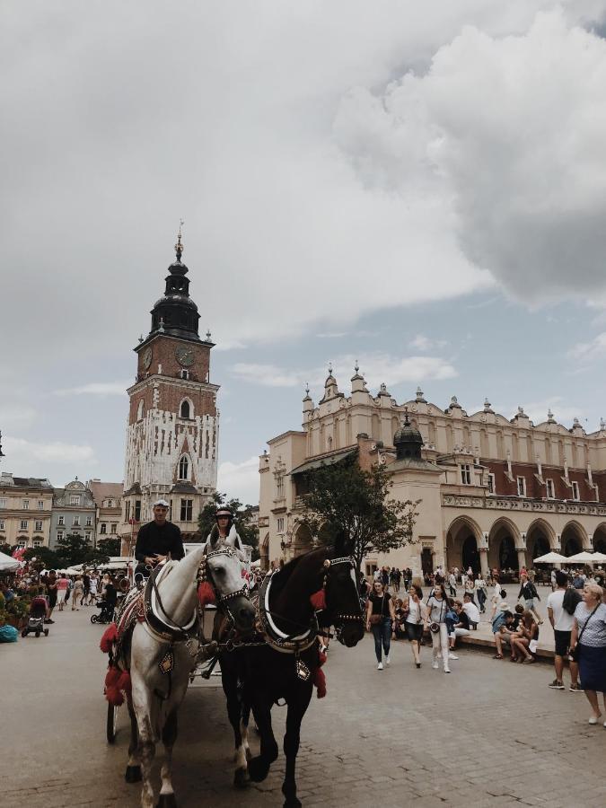 Last Floor Apartment - Krakow City Center Close To Old Town Extérieur photo